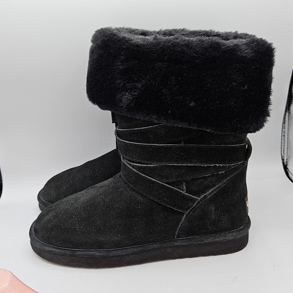 Lamo faux fur lined leather boots size 9 - Picture 10 of 15